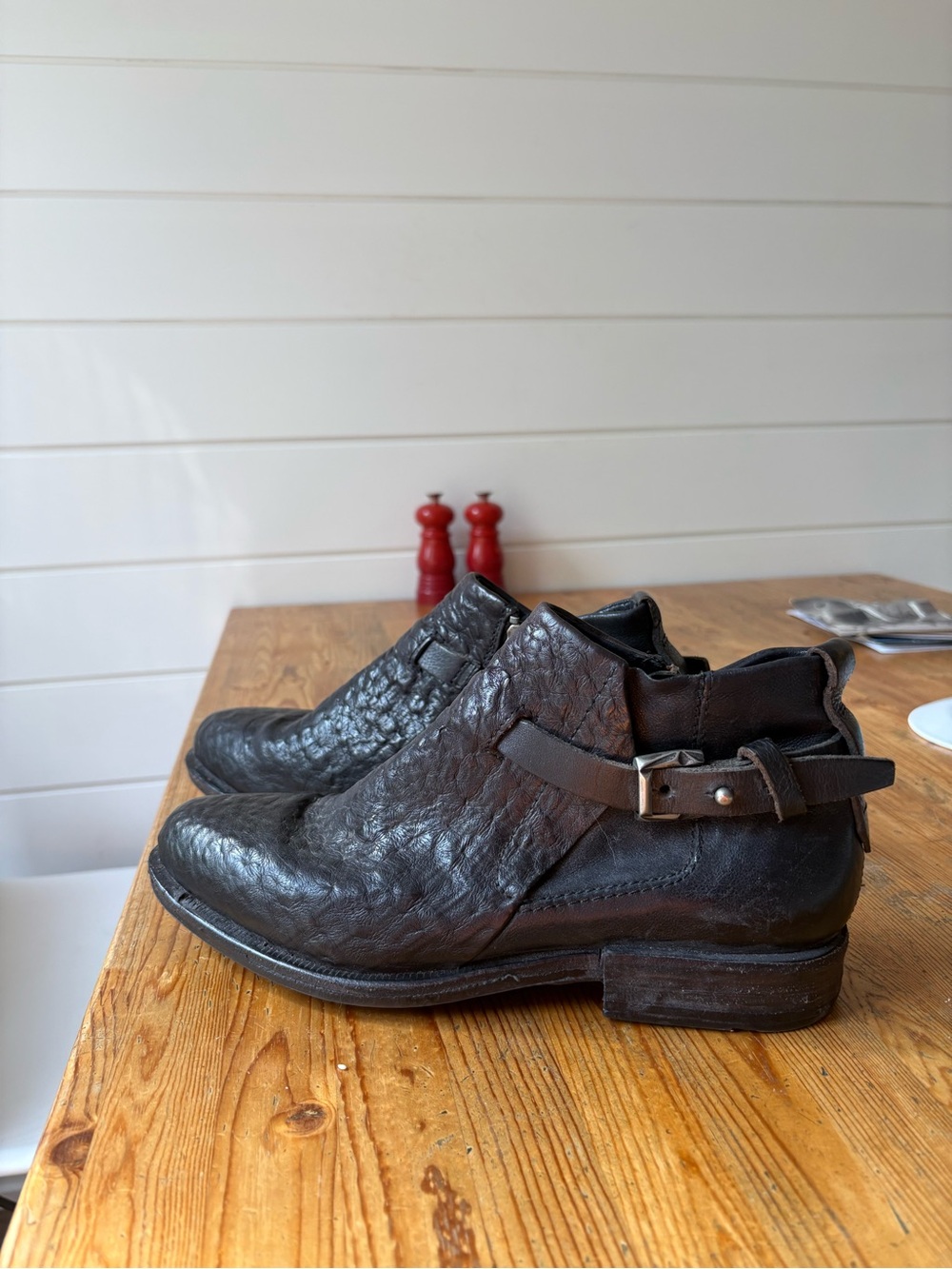 Ankle Boots with zipper size 39